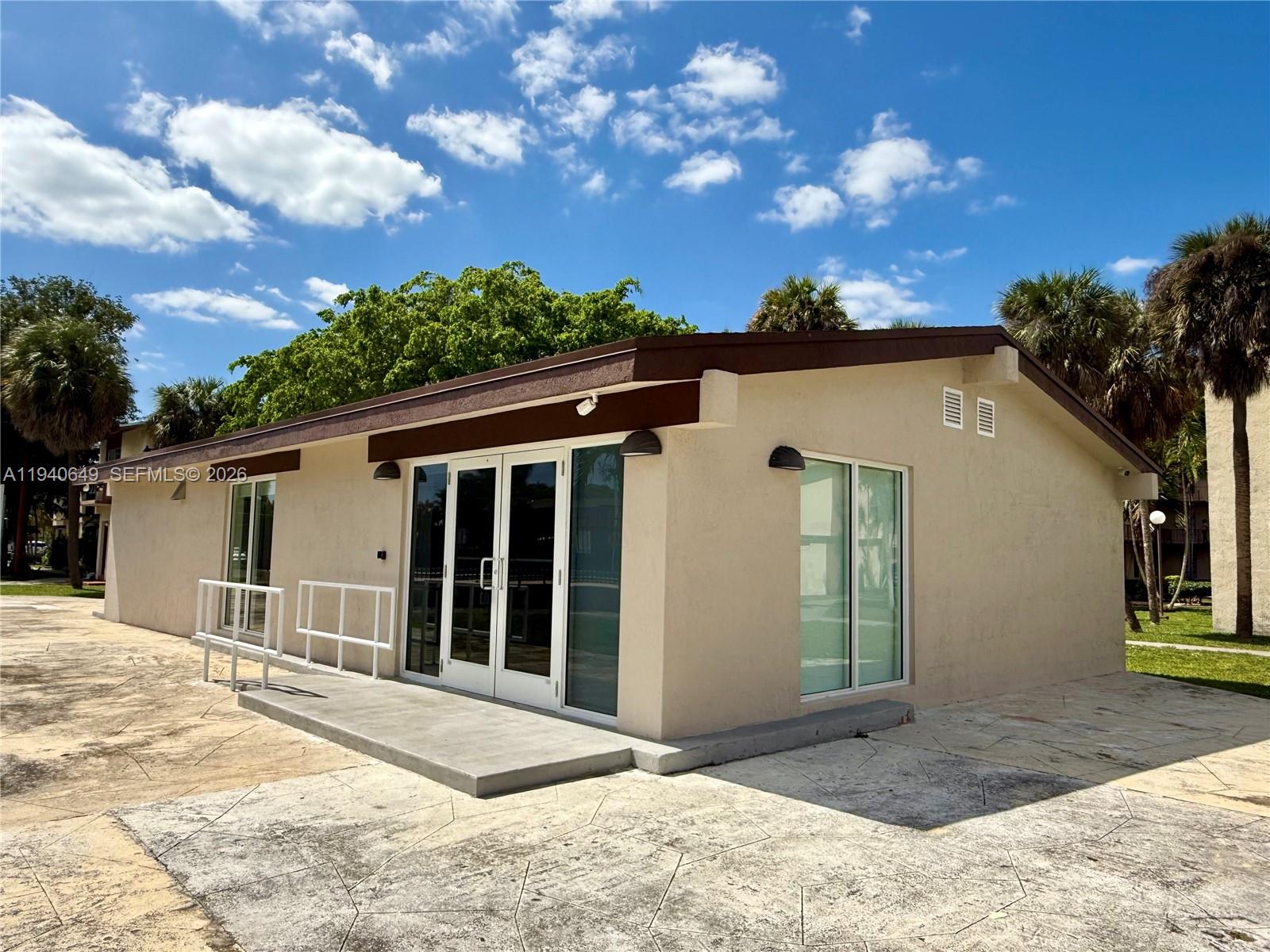 20 SW 108th Ave #7-F, Sweetwater FL 33174