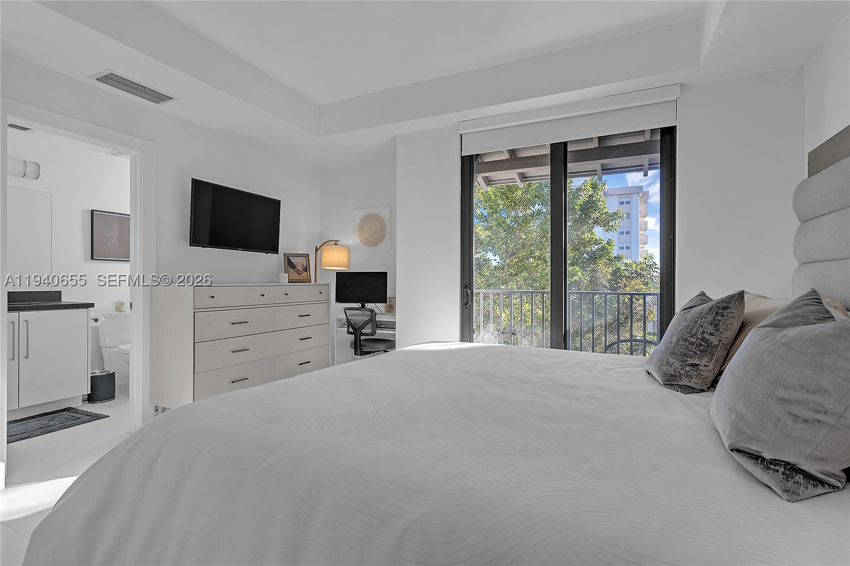 1405 Galiano St #4, Coral Gables FL 33134