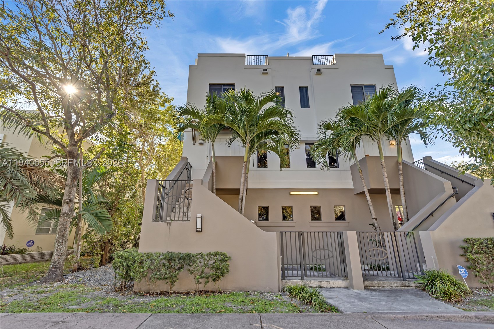 1405 Galiano St #4, Coral Gables FL 33134