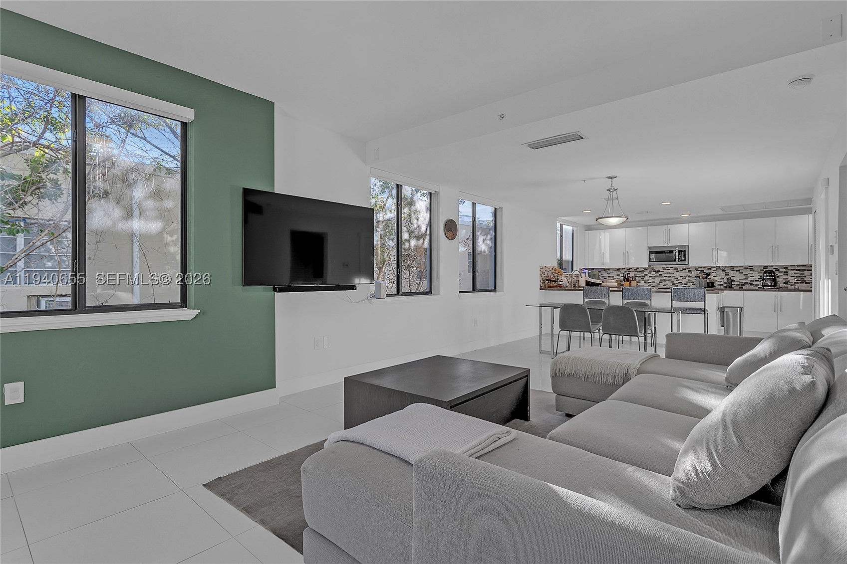 1405 Galiano St #4, Coral Gables FL 33134