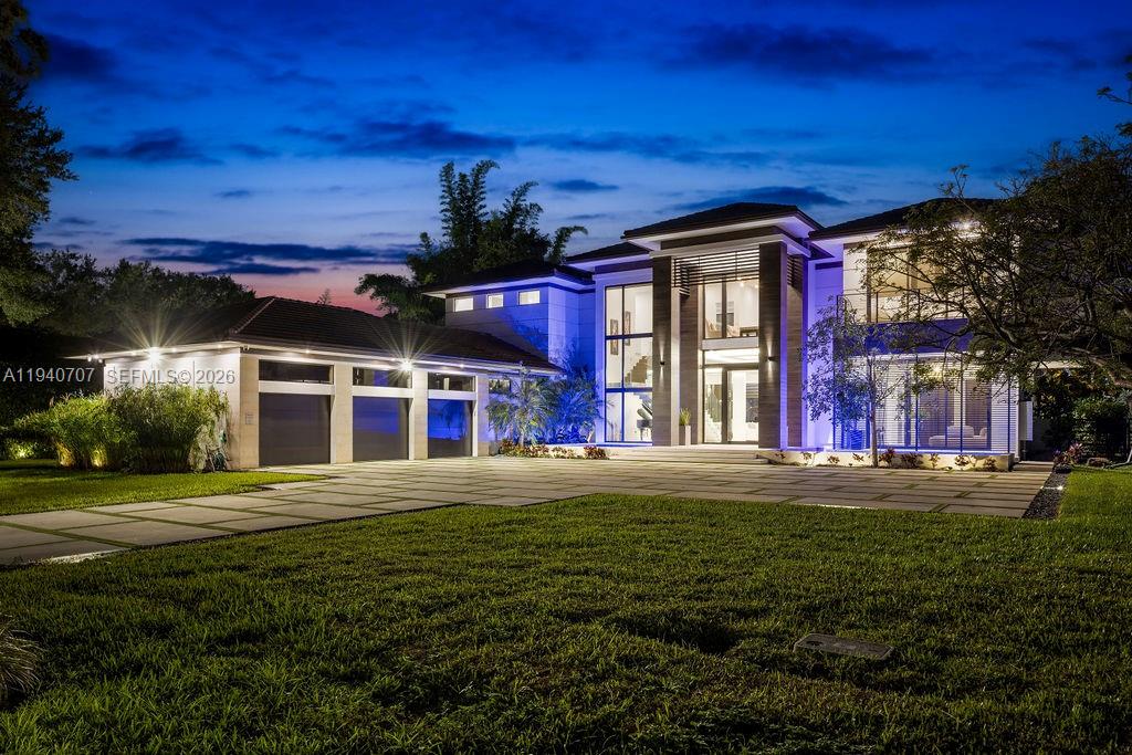 6850 SW 73rd Ct, Miami FL 33143