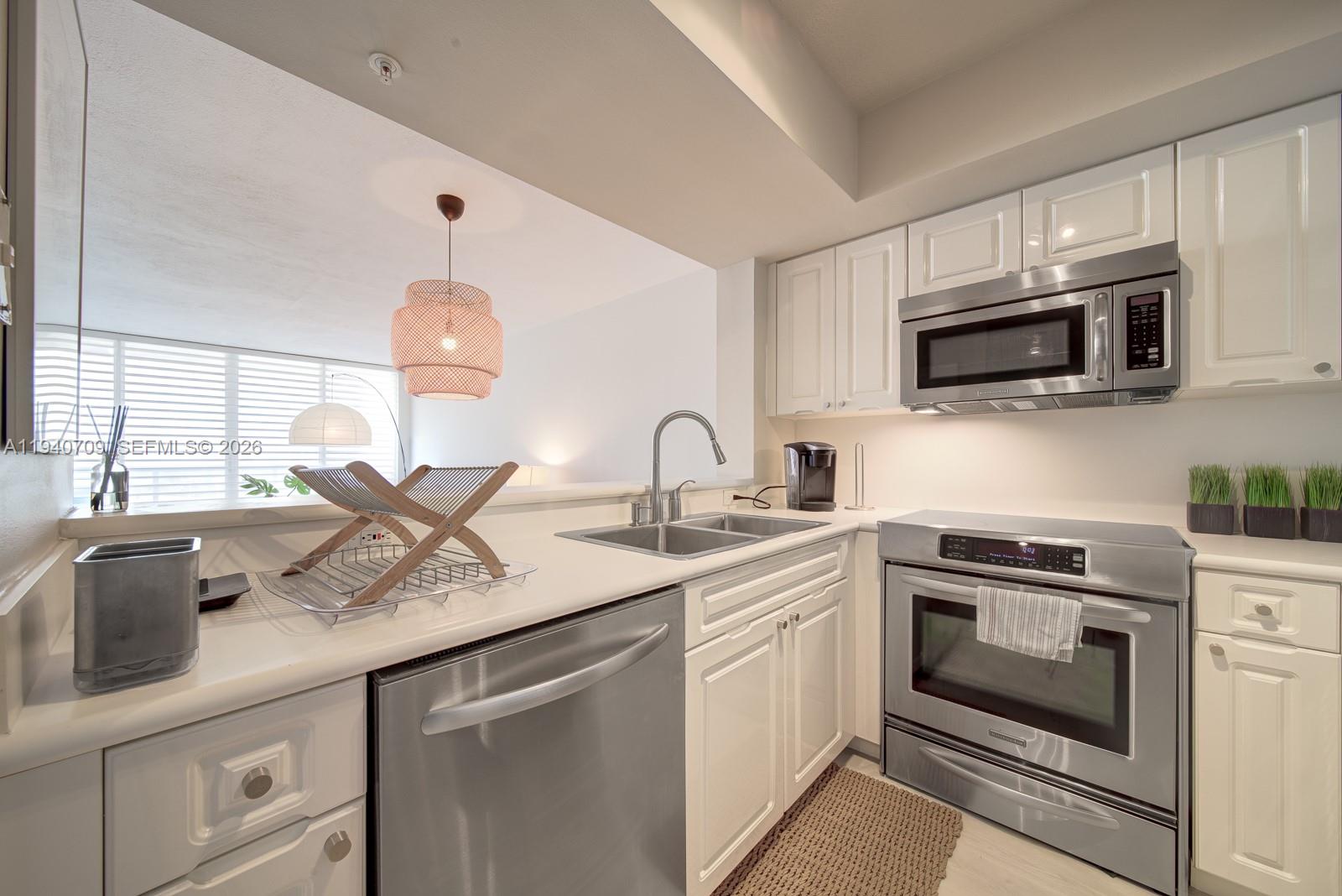 1900 Sunset Harbour Dr #1005, Miami Beach FL 33139