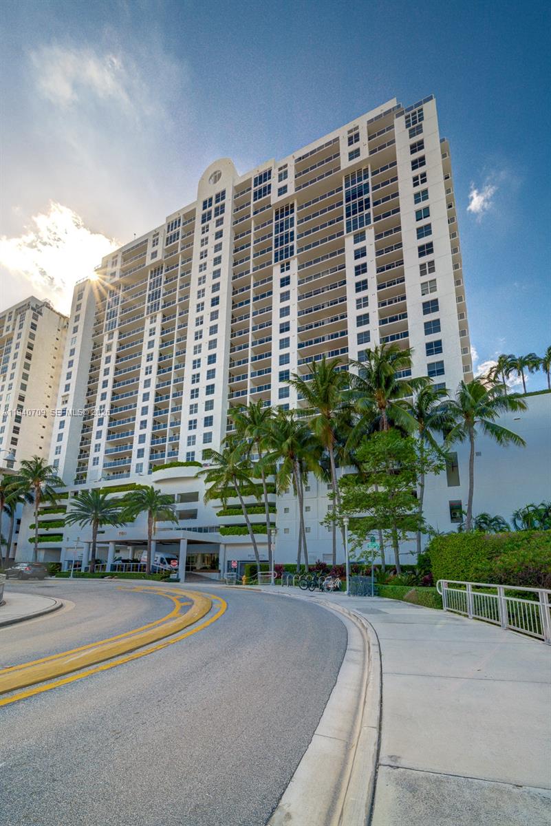 1900 Sunset Harbour Dr #1005, Miami Beach FL 33139