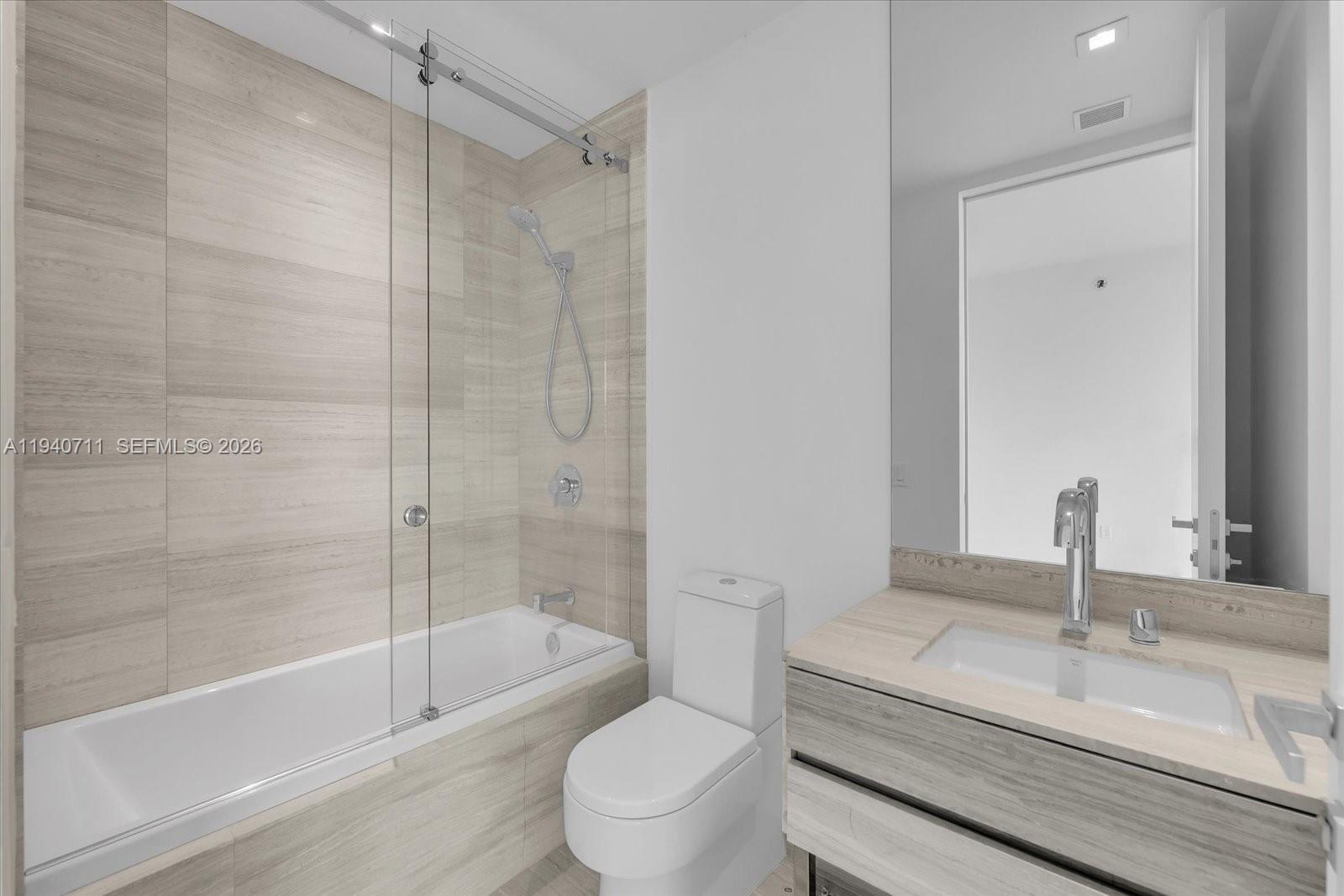 18975 Collins Ave #302, Sunny Isles Beach FL 33160