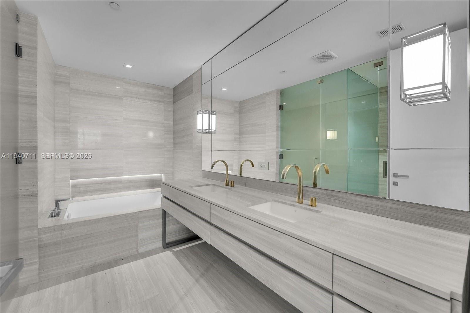 18975 Collins Ave #302, Sunny Isles Beach FL 33160
