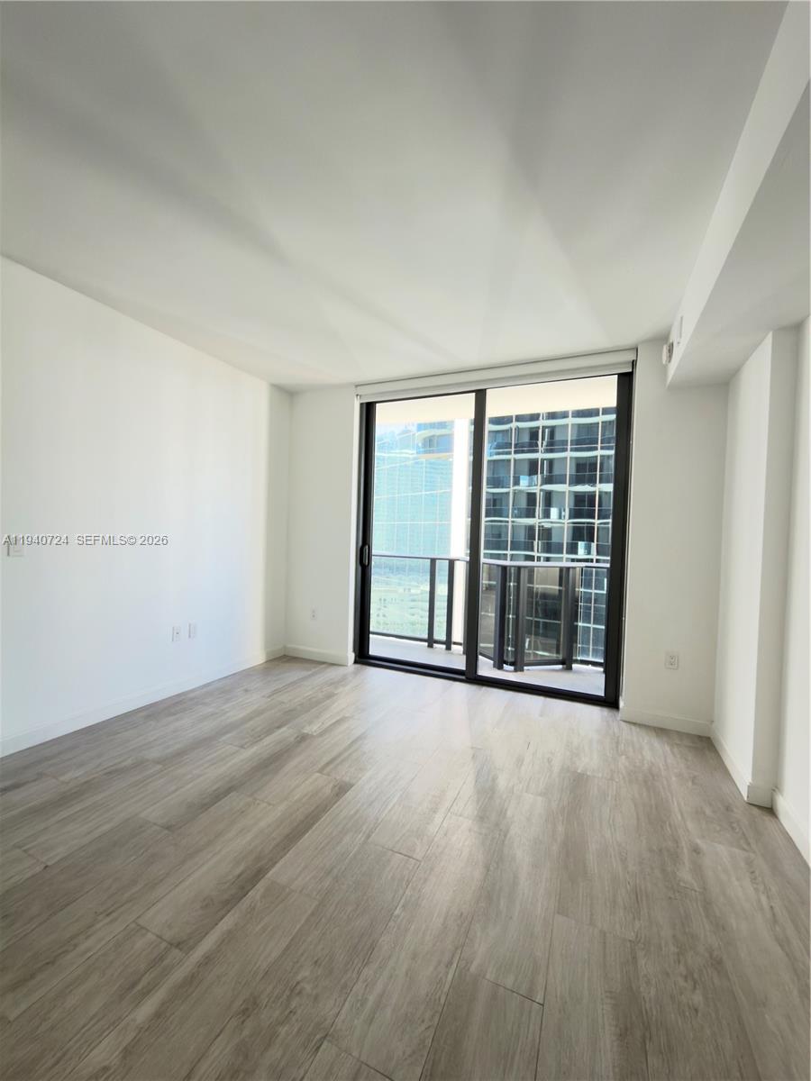 55 SW 9th St #2007, Miami FL 33130