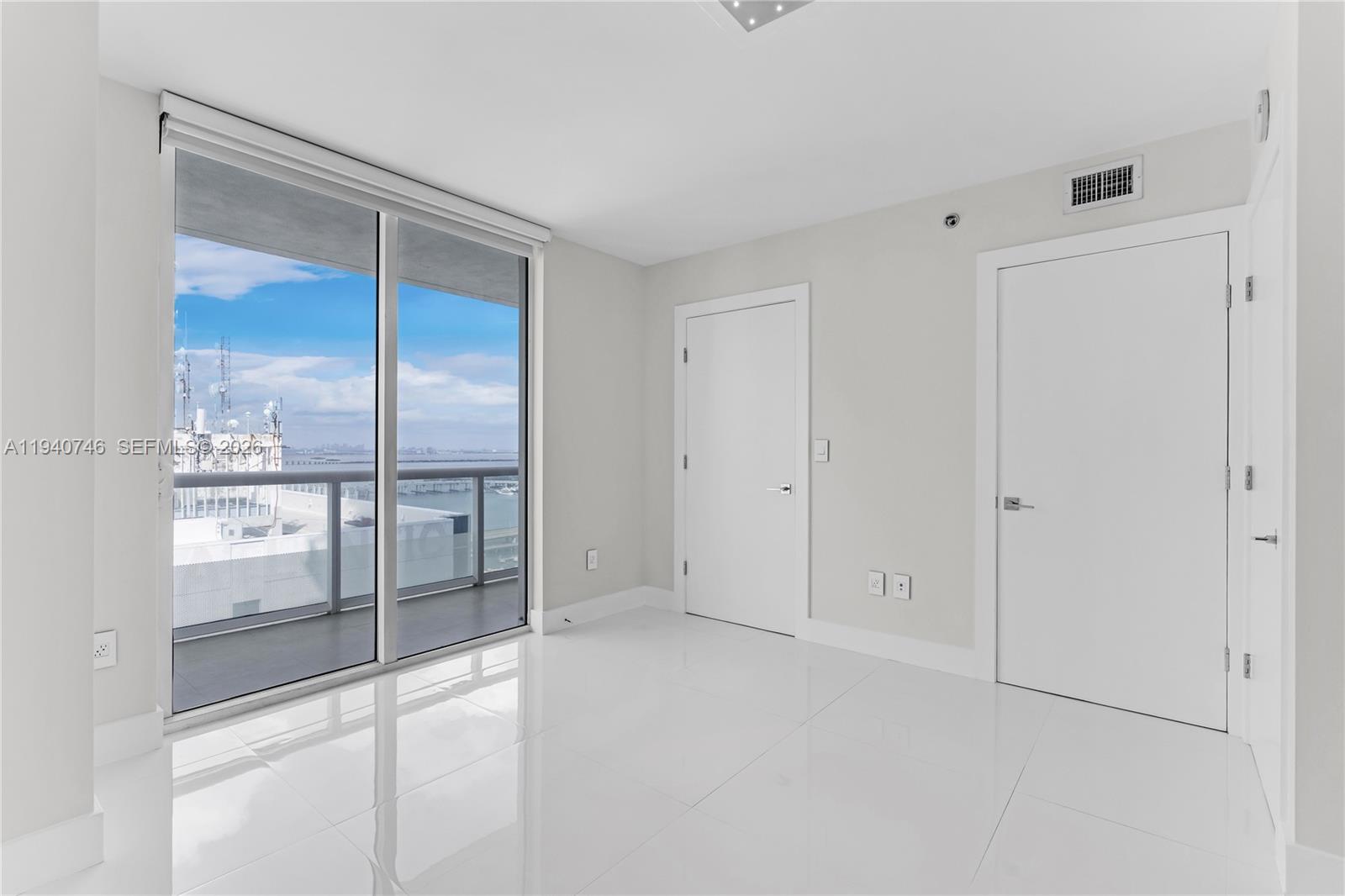 50 Biscayne Blvd #3601, Miami FL 33132