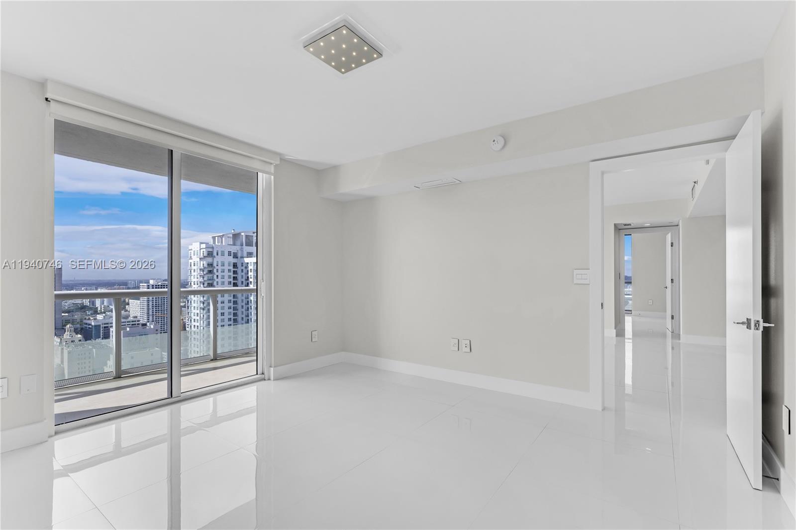 50 Biscayne Blvd #3601, Miami FL 33132