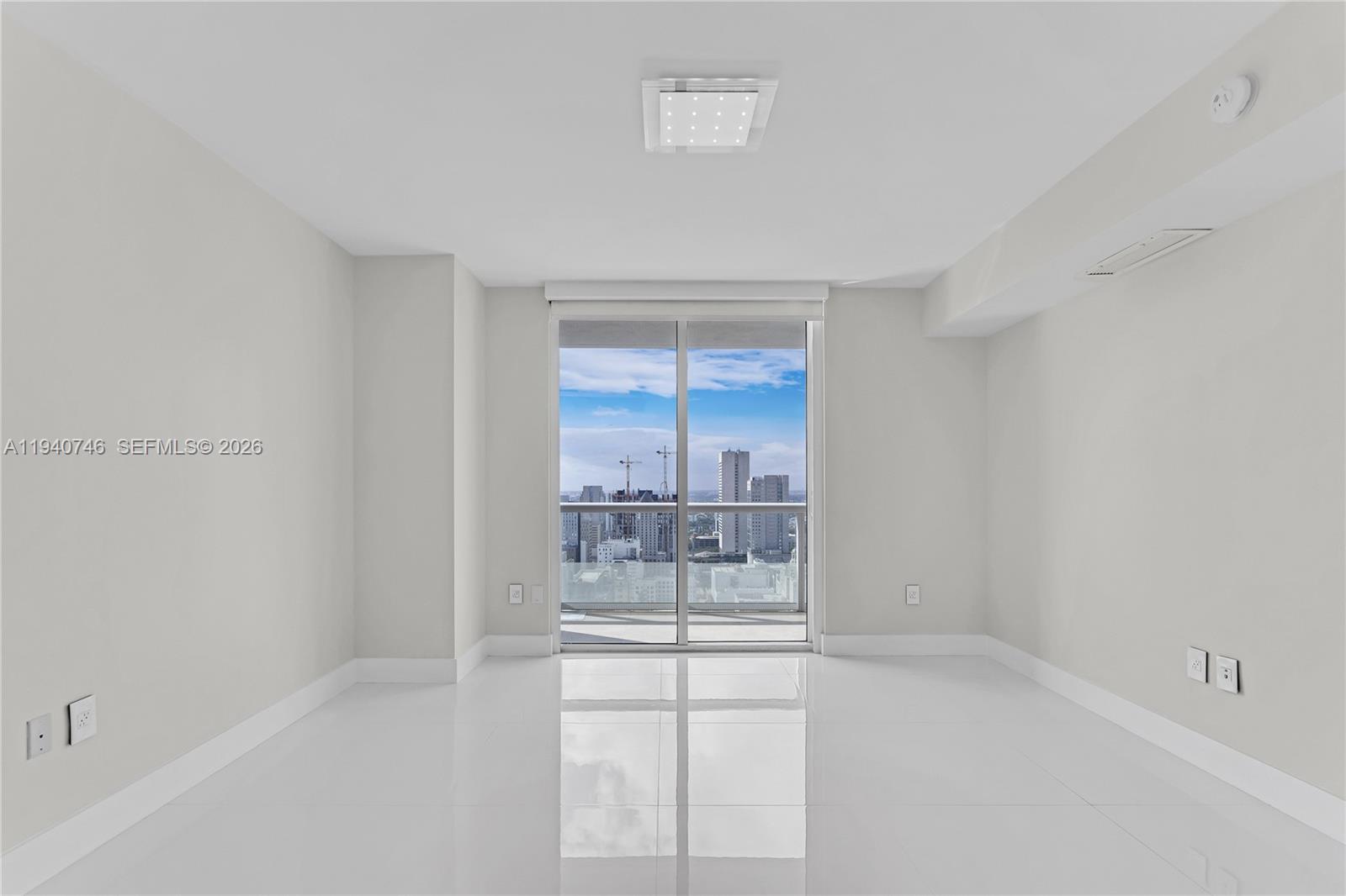 50 Biscayne Blvd #3601, Miami FL 33132