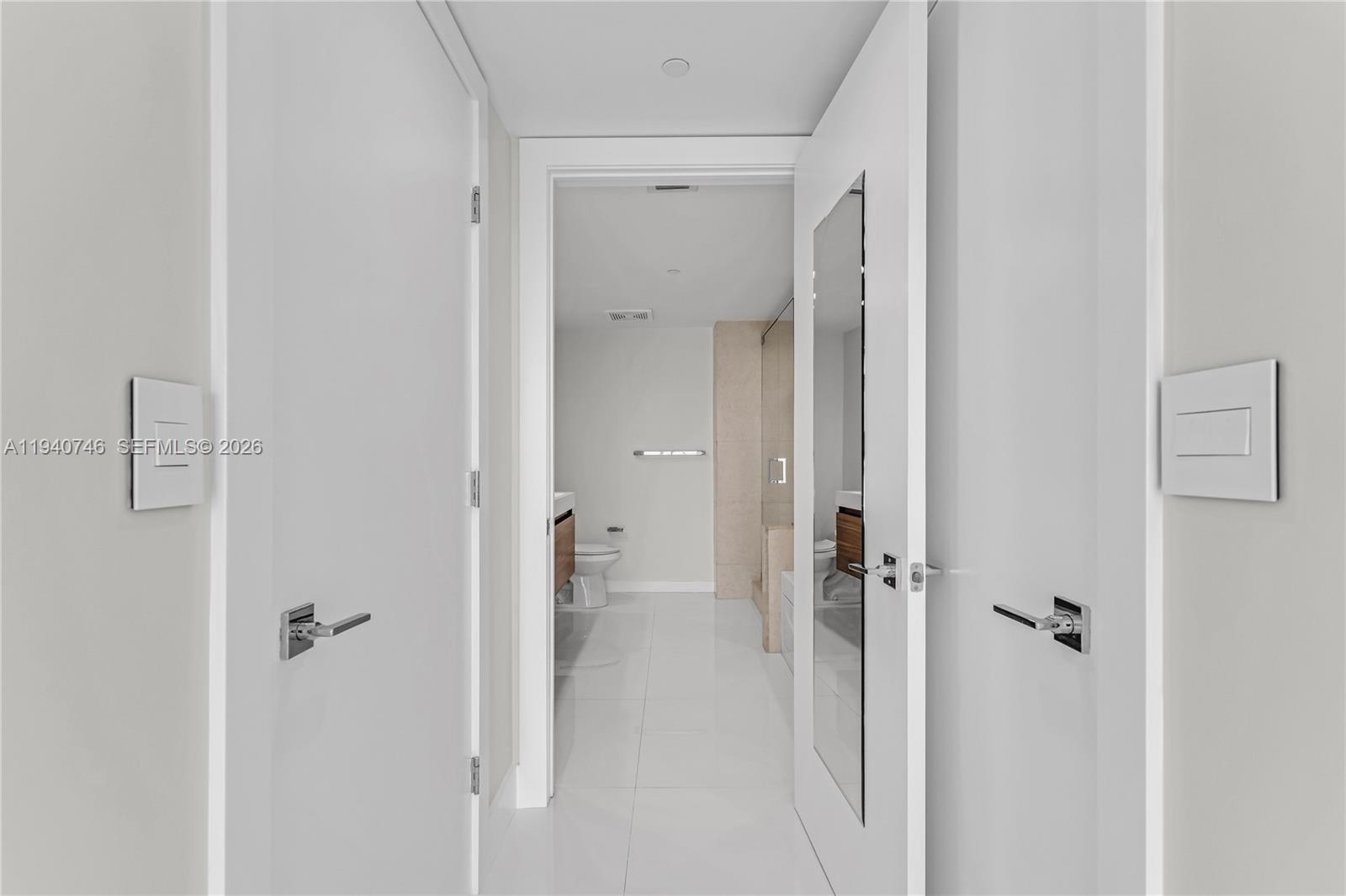 50 Biscayne Blvd #3601, Miami FL 33132