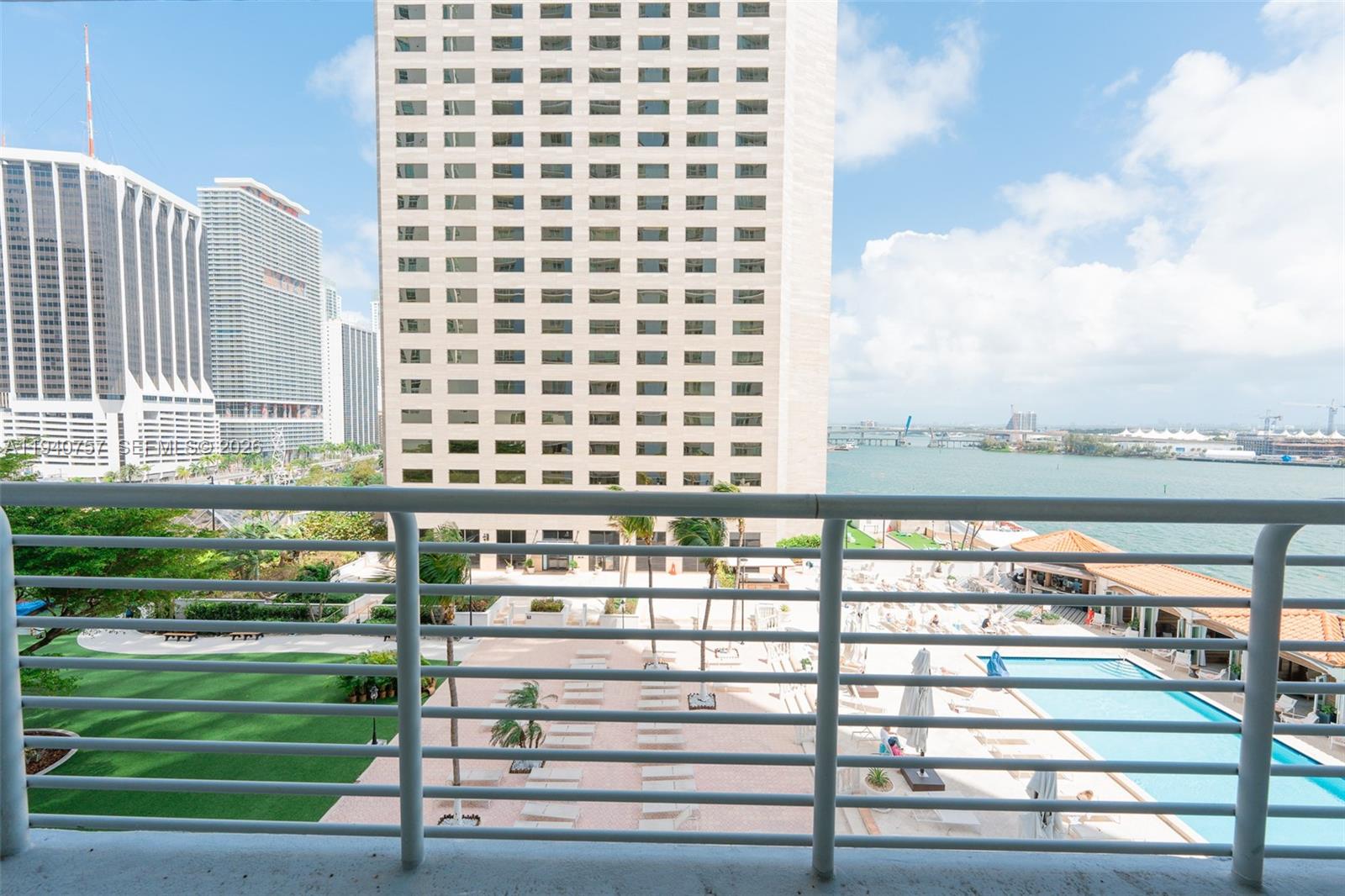 335 S Biscayne Blvd #1108, Miami FL 33131