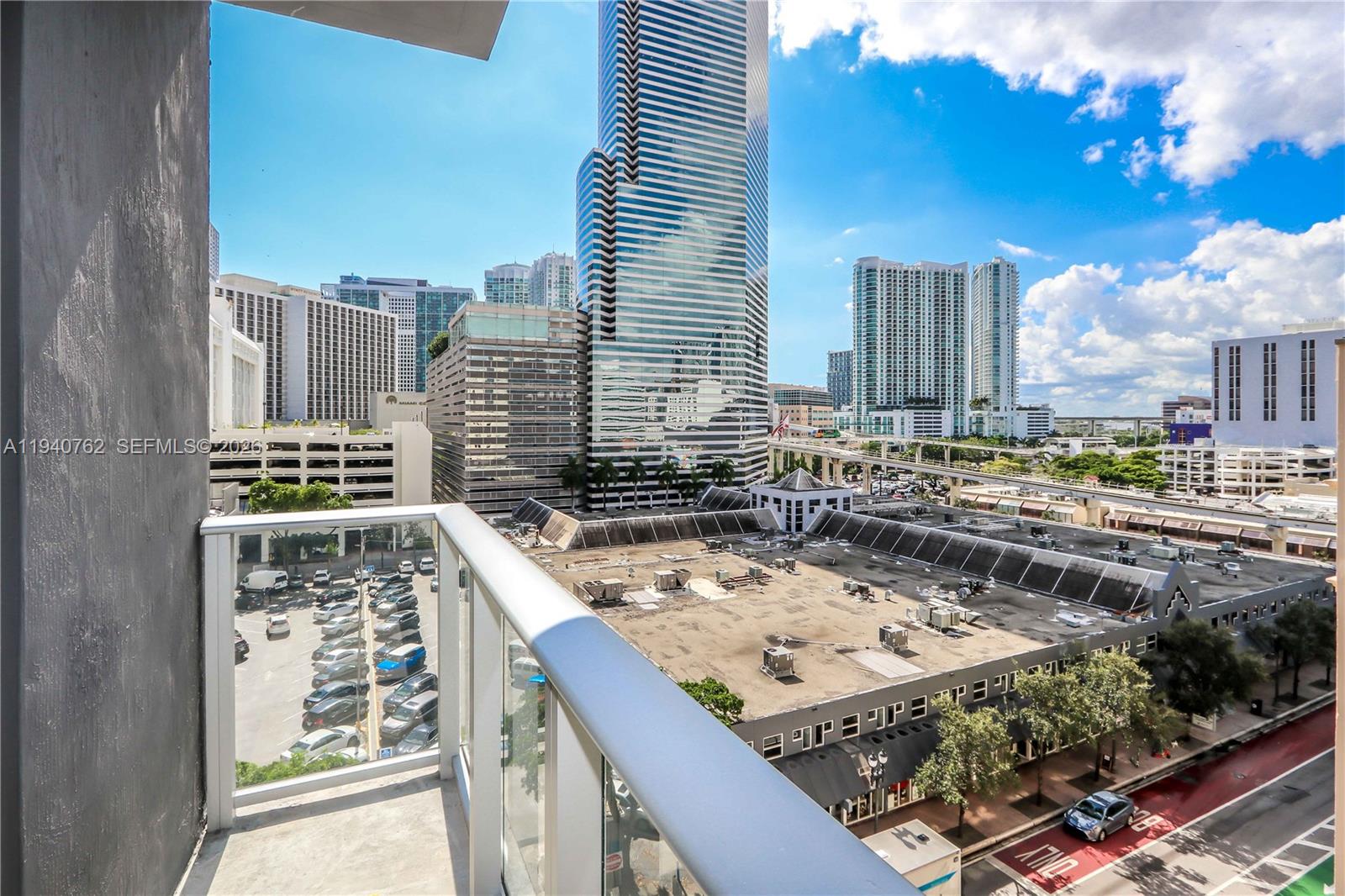 151 SE 1st St #611, Miami FL 33131