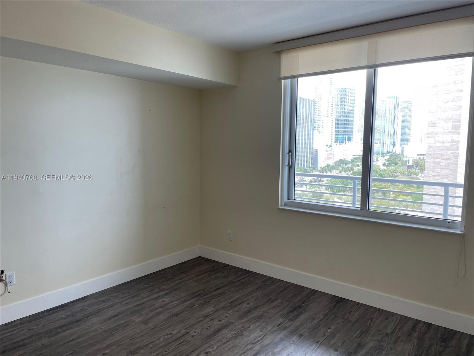 335 S Biscayne Blvd #1602, Miami FL 33131