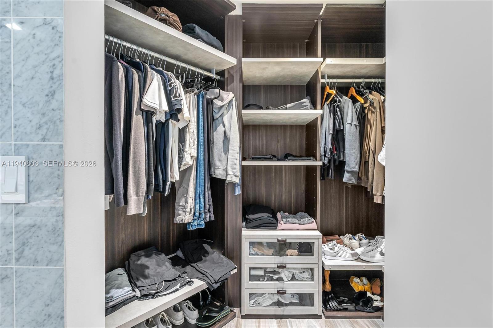 801 S Miami Ave #2905, Miami FL 33130