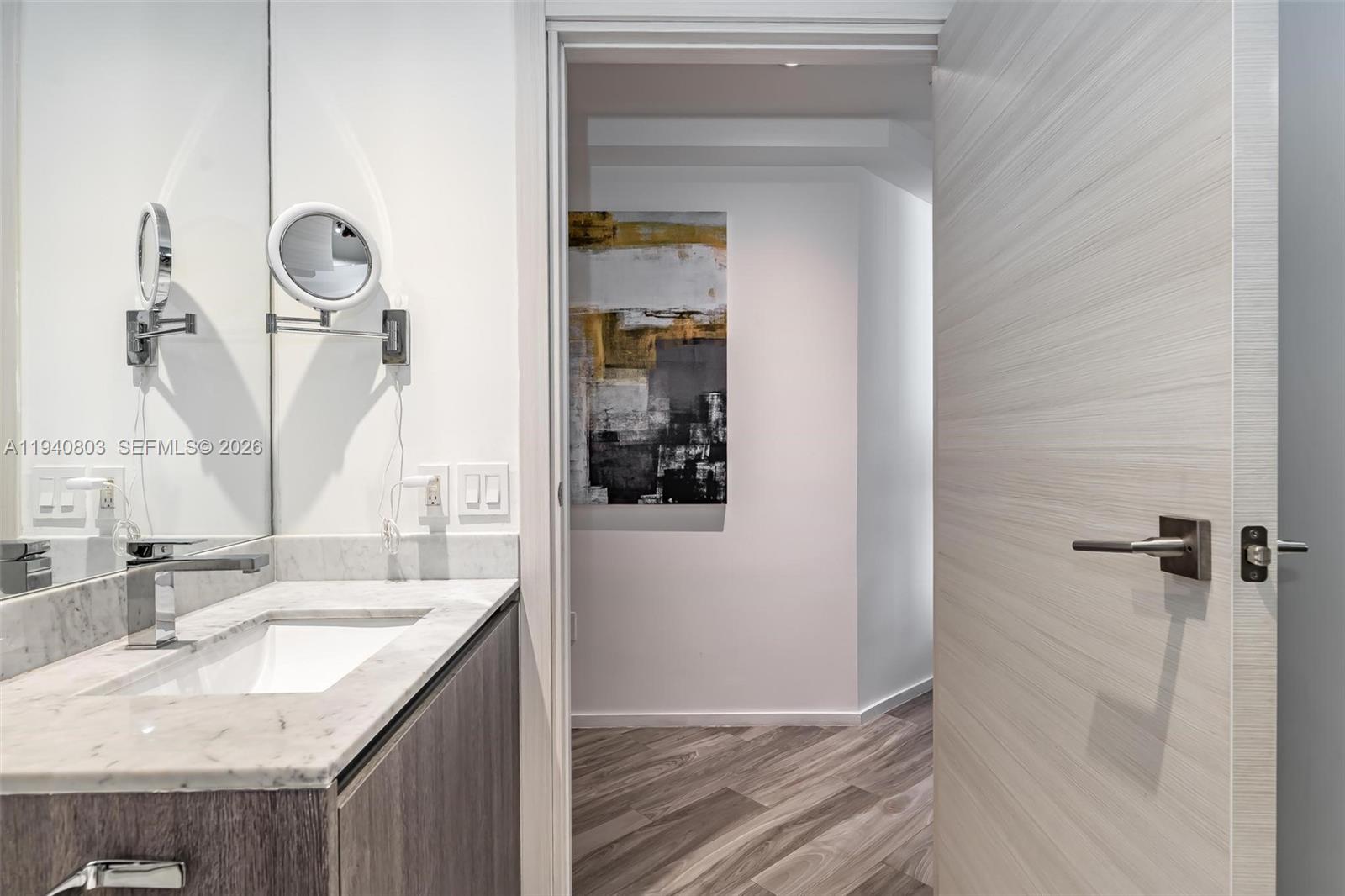 801 S Miami Ave #2905, Miami FL 33130