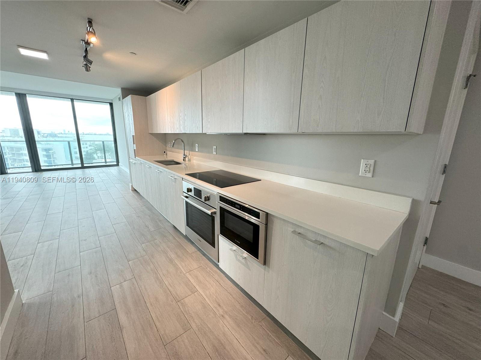 501 NE 31st St #1101, Miami FL 33137