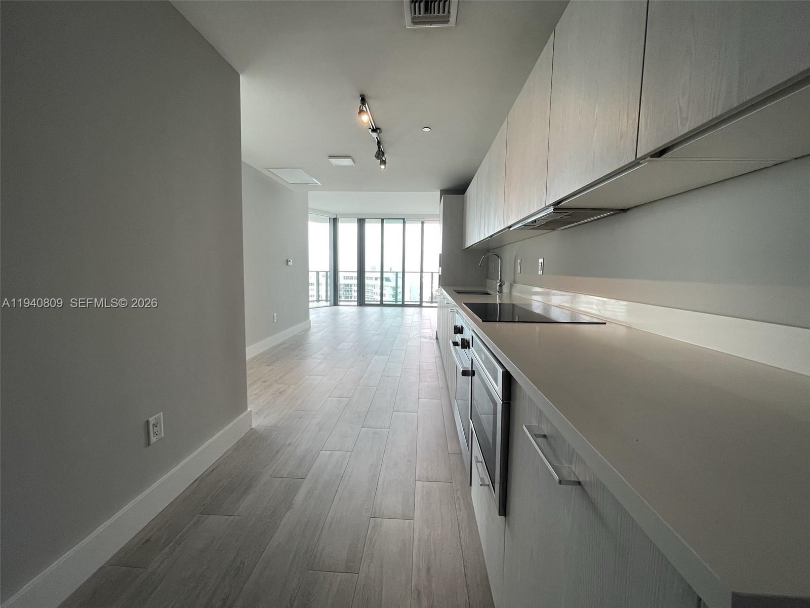 501 NE 31st St #1101, Miami FL 33137