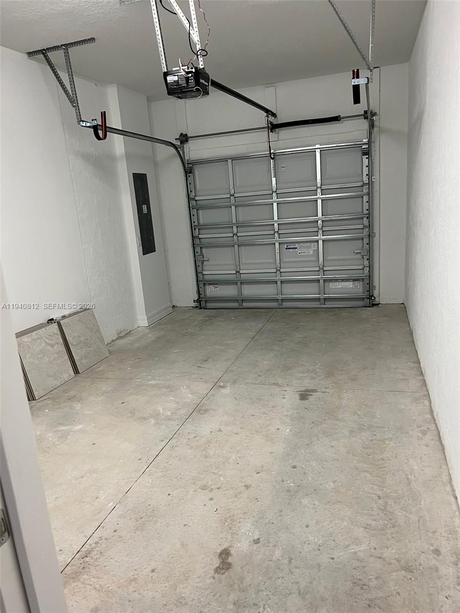 6121 Rancho Ln, Green Acres FL 33415