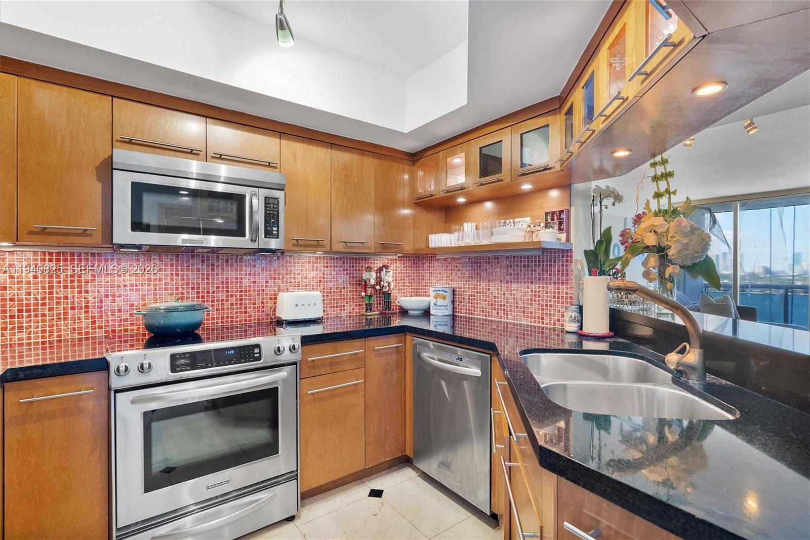 1800 Sunset Harbour Dr #1710, Miami Beach FL 33139