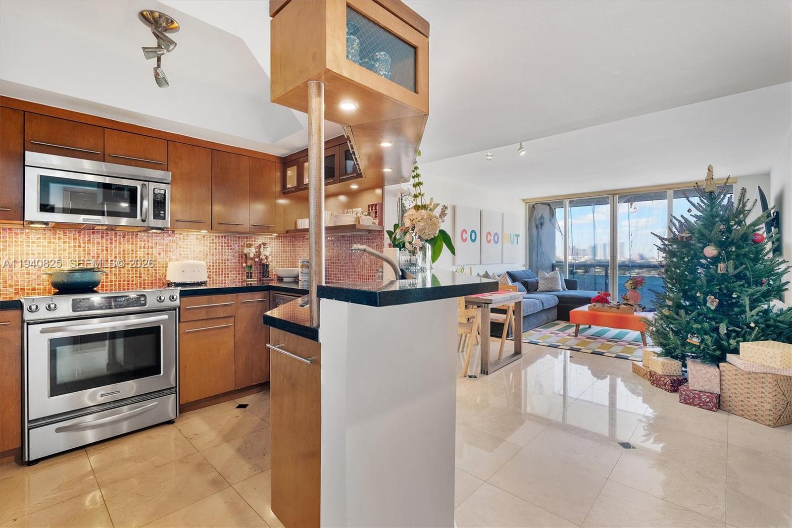 1800 Sunset Harbour Dr #1710, Miami Beach FL 33139