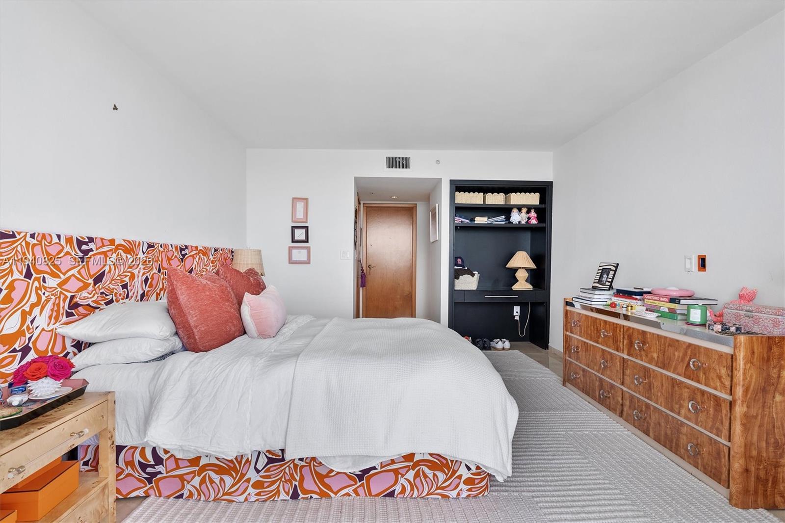 1800 Sunset Harbour Dr #1710, Miami Beach FL 33139