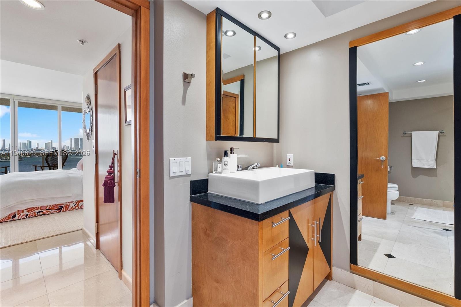 1800 Sunset Harbour Dr #1710, Miami Beach FL 33139