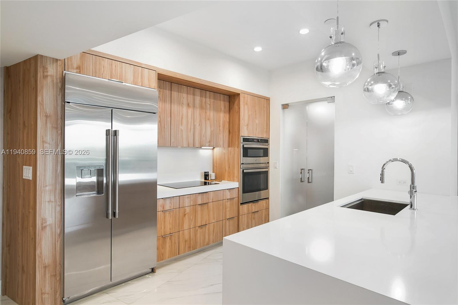 400 Alton Rd #409, Miami Beach FL 33139