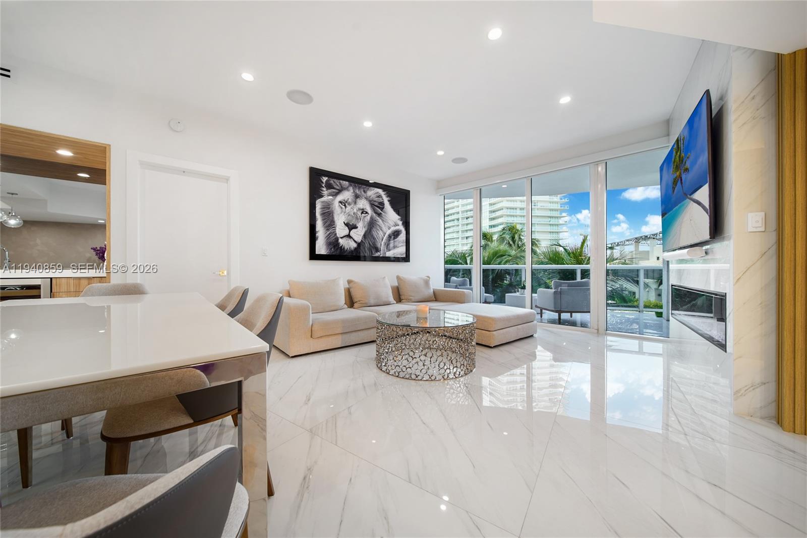 400 Alton Rd #409, Miami Beach FL 33139