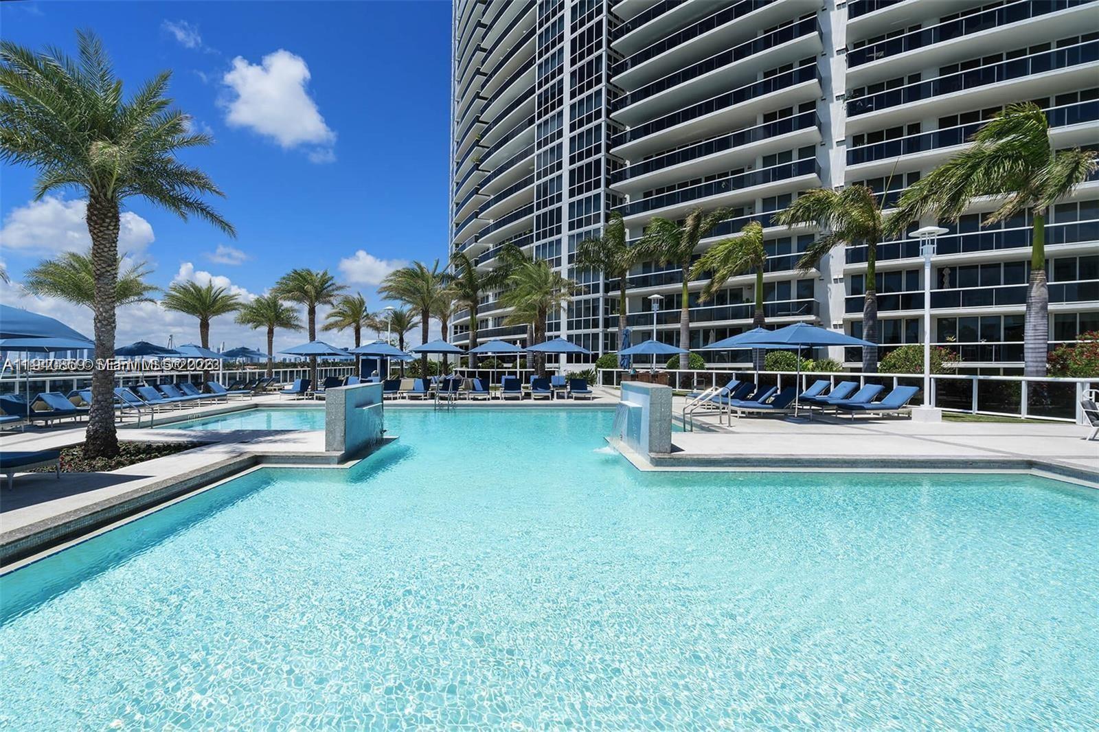 400 Alton Rd #409, Miami Beach FL 33139