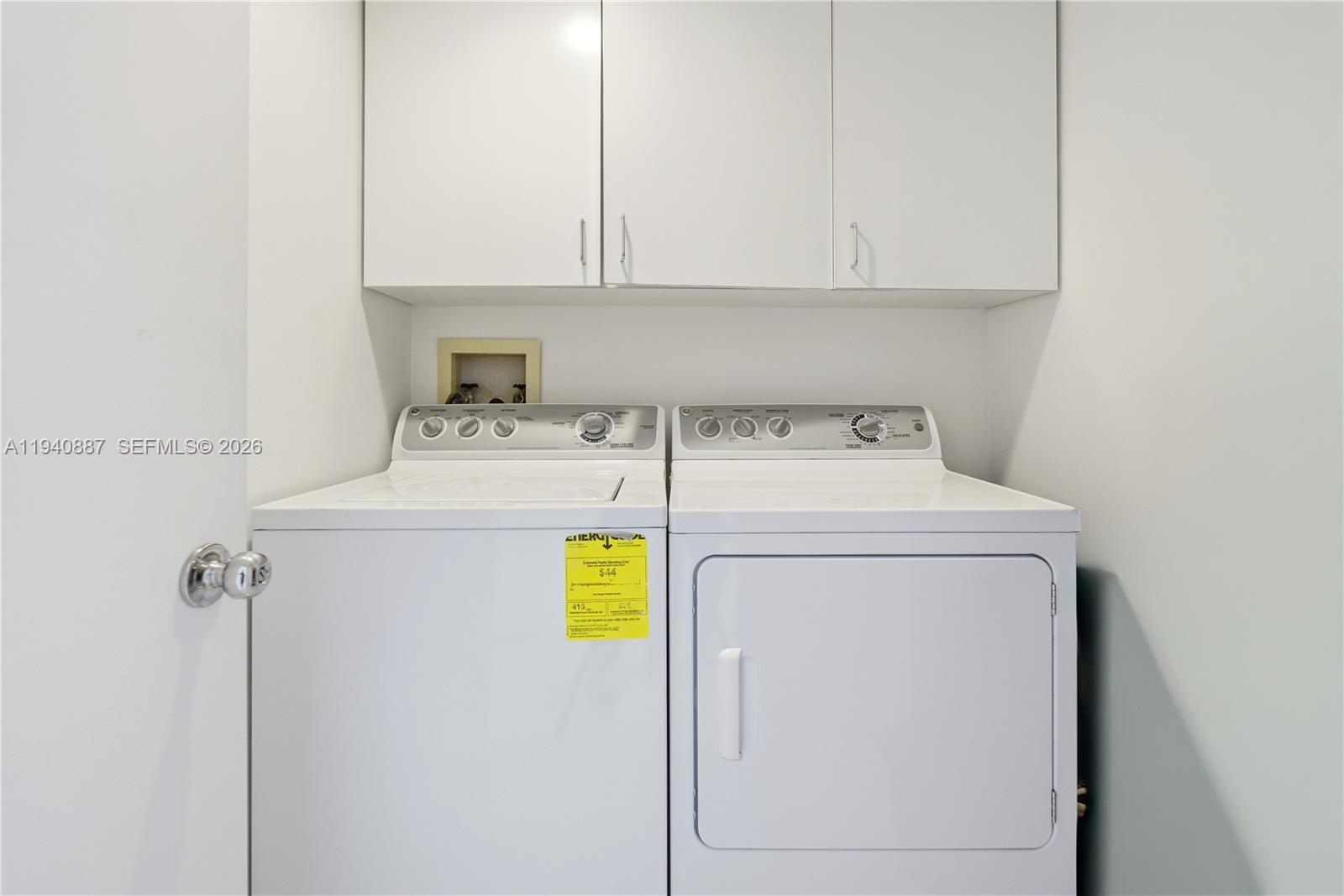 1000 W Island Blvd #2806, Aventura FL 33160