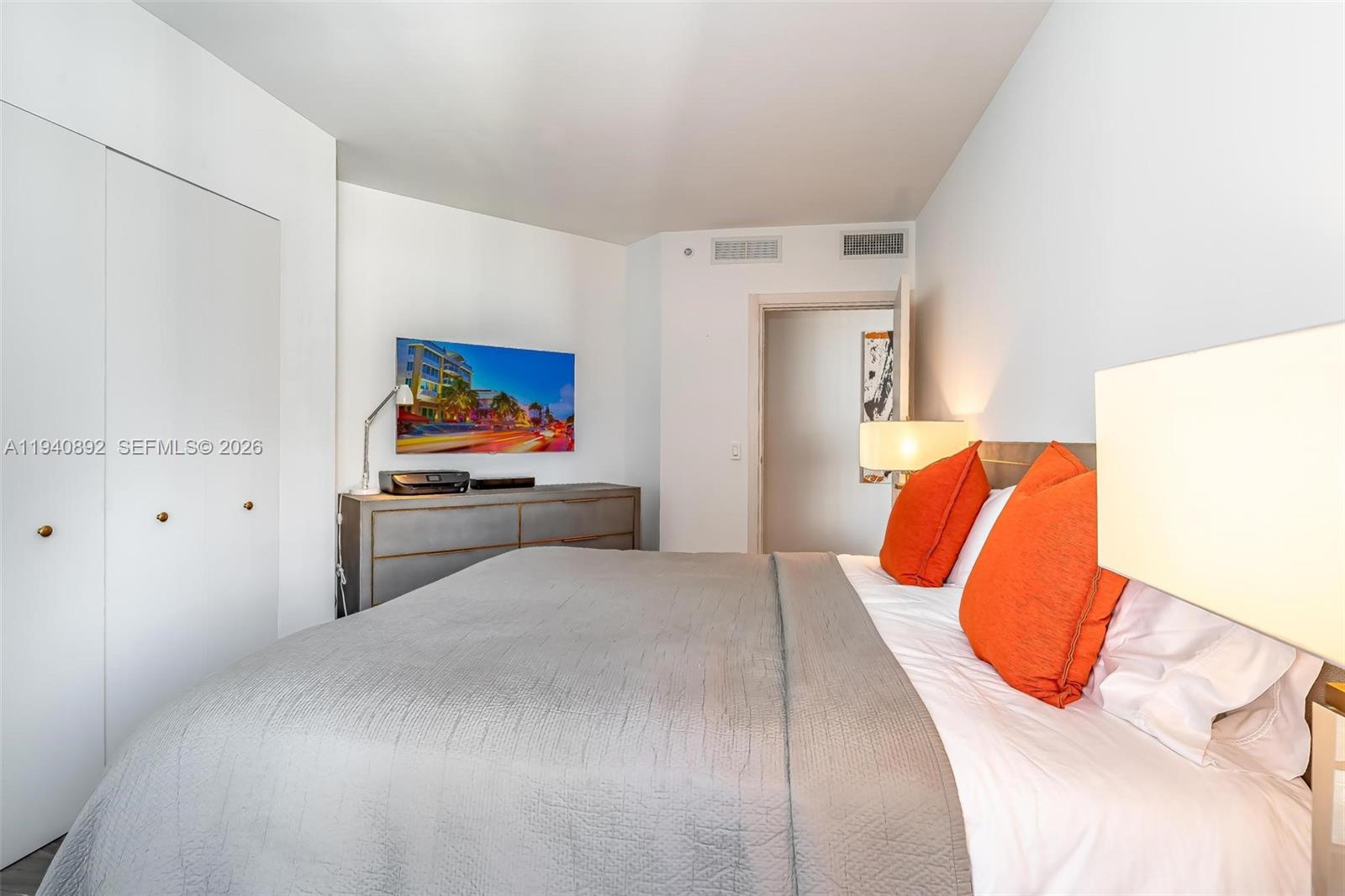 801 S Miami Ave #2905, Miami FL 33130