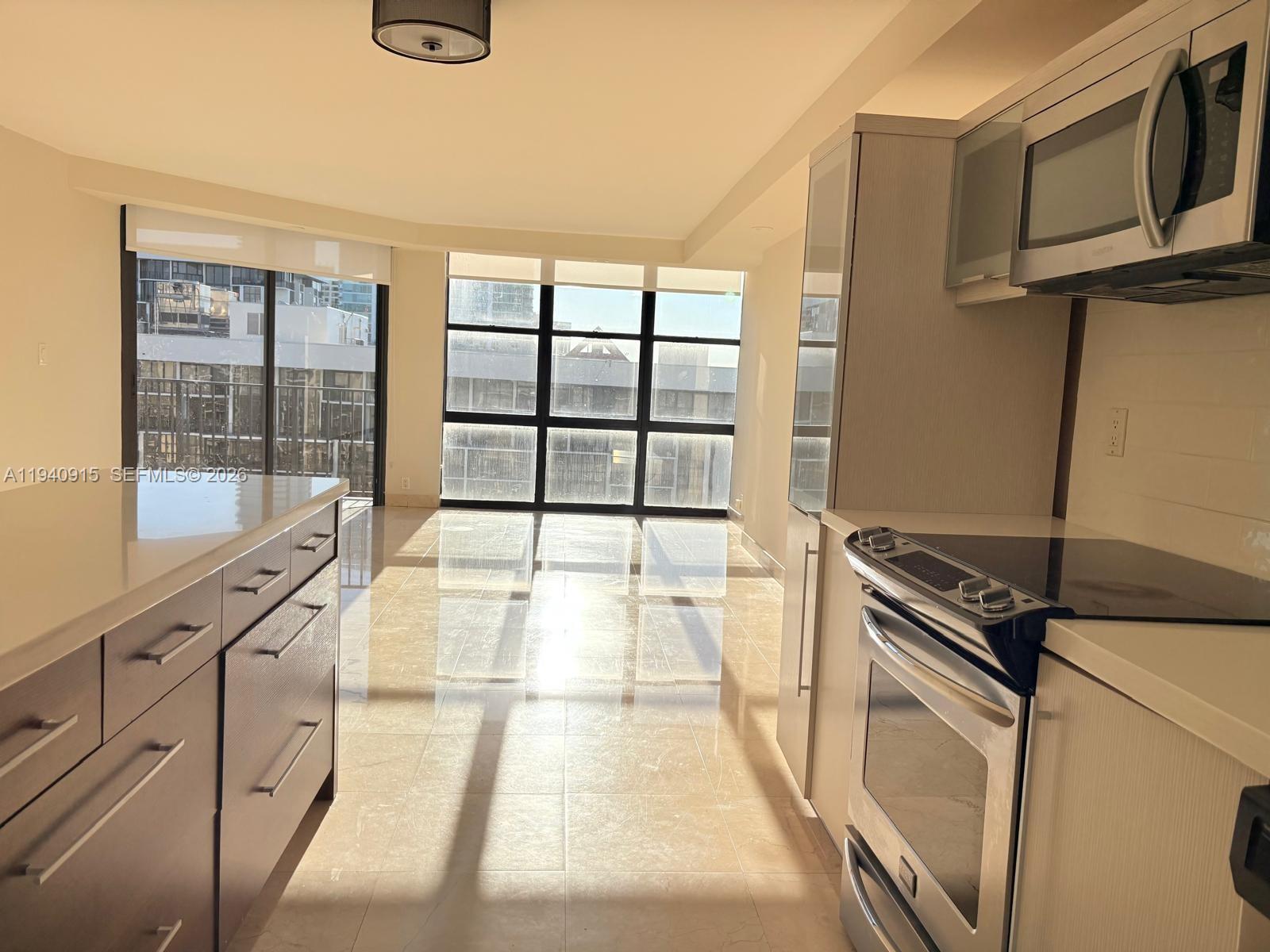 1901 Brickell Ave #B1907, Miami FL 33129