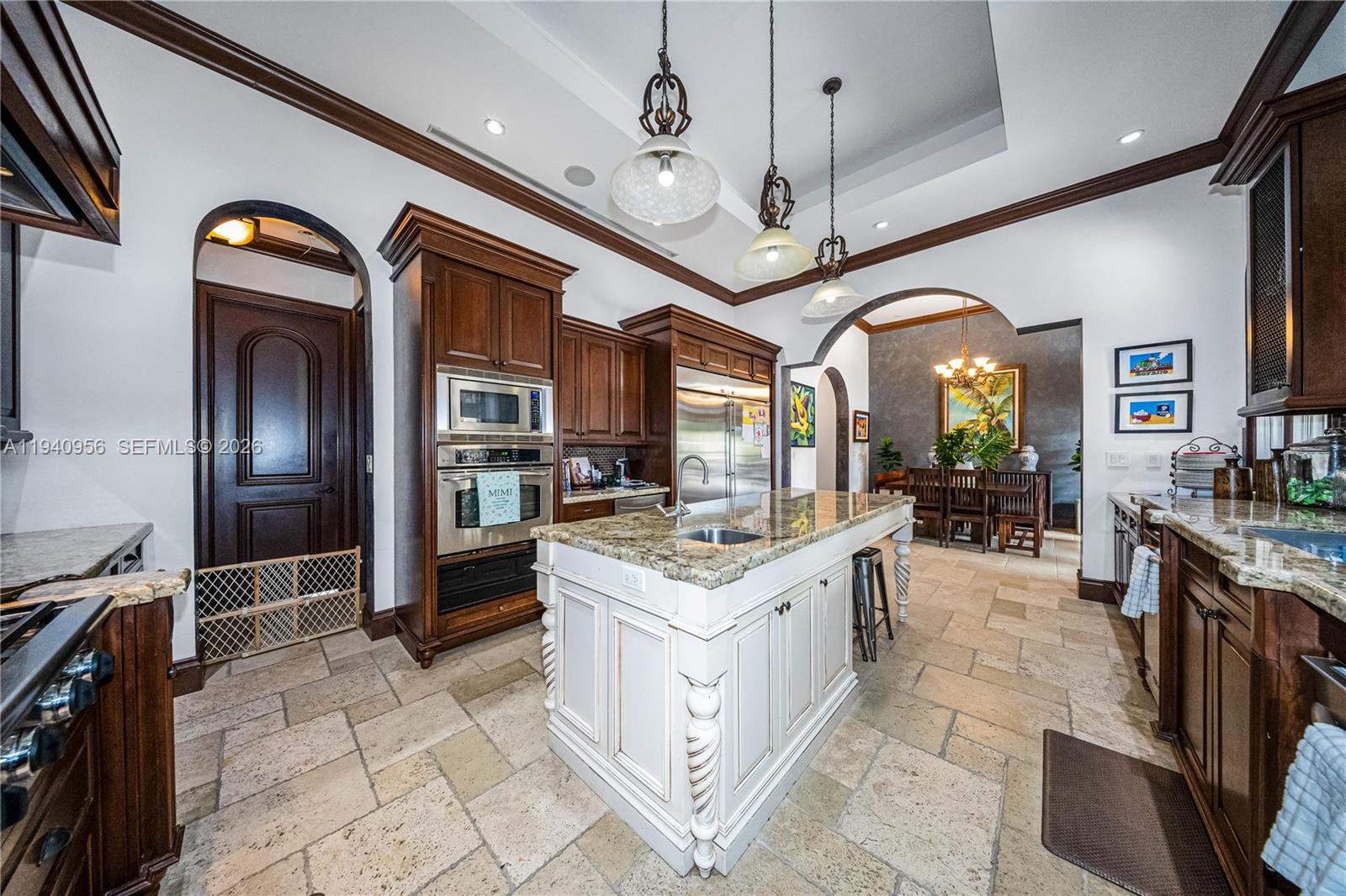 7538 SW 64th St, Miami FL 33143