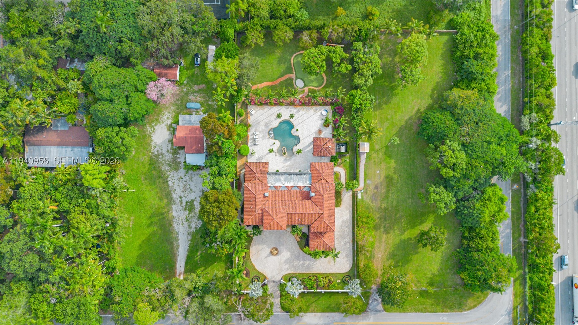 7538 SW 64th St, Miami FL 33143
