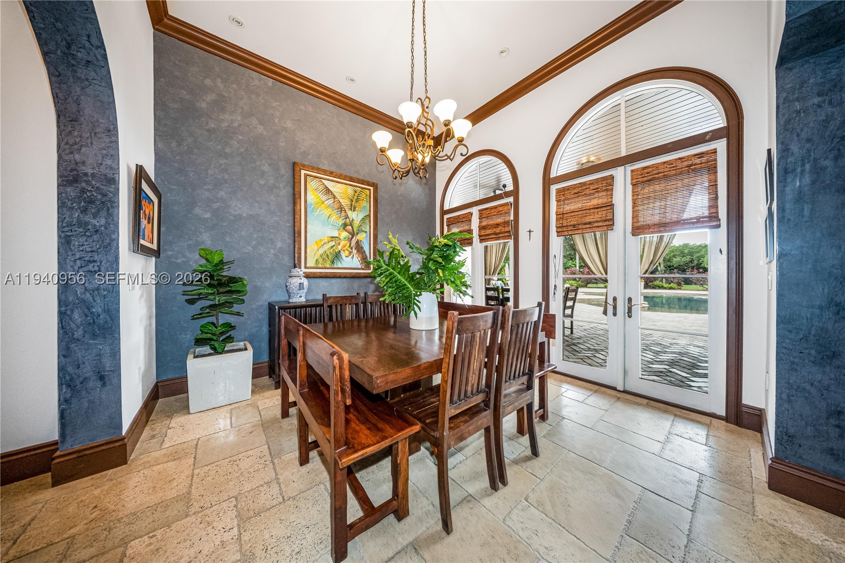7538 SW 64th St, Miami FL 33143
