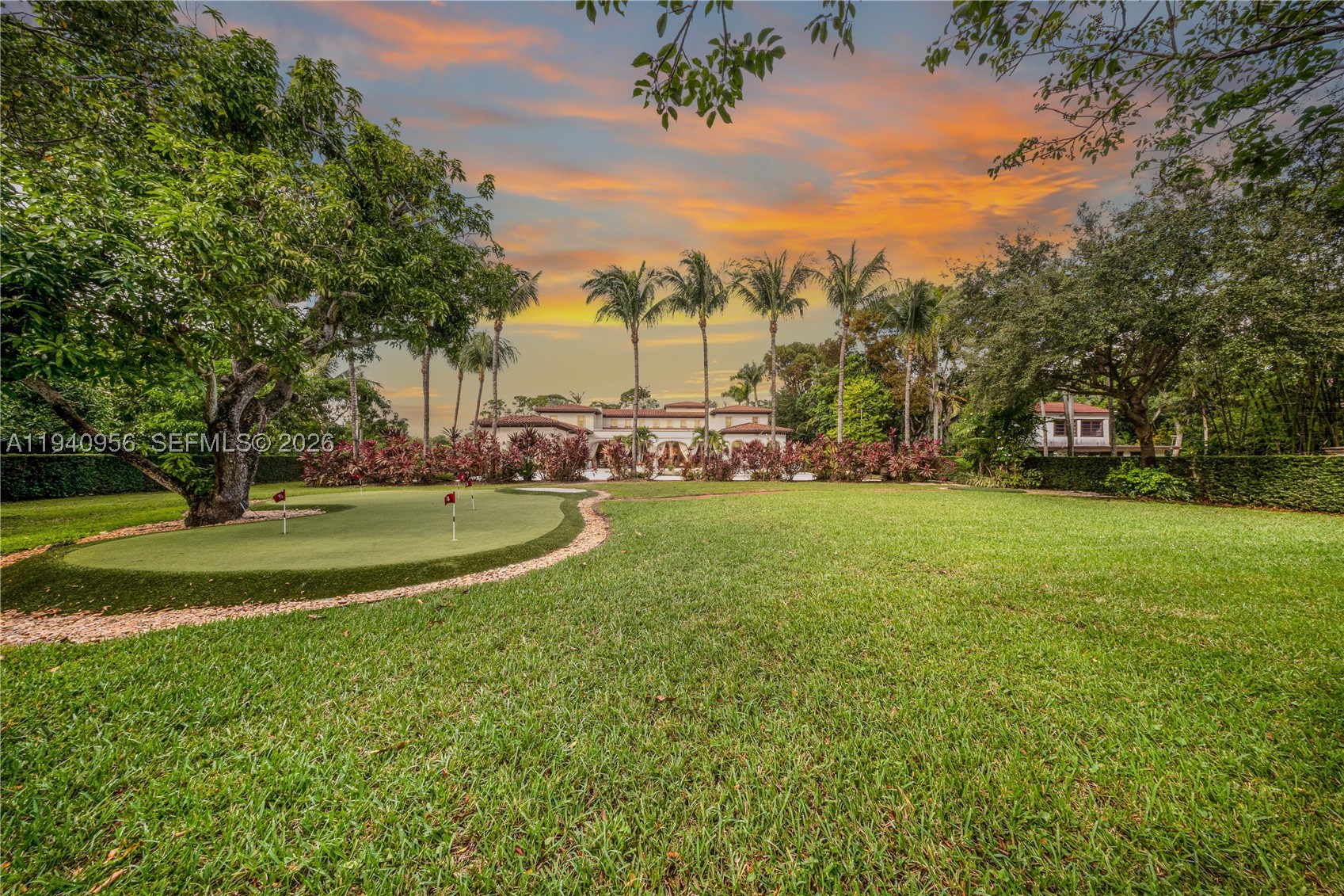 7538 SW 64th St, Miami FL 33143