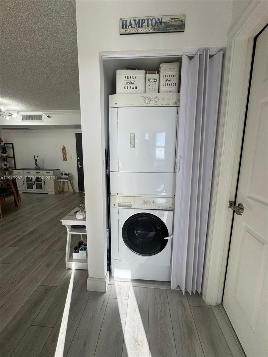 3530 Mystic Pointe Dr #2403, Aventura FL 33180