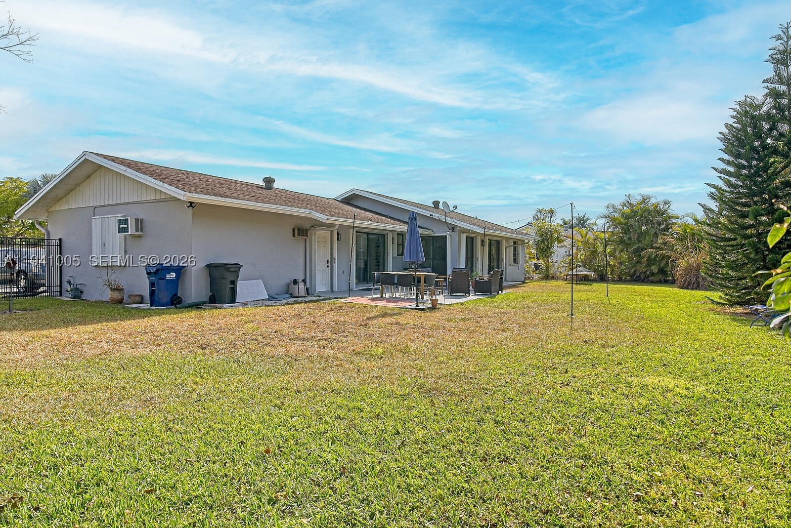 10900 SW 124th Rd, Miami FL 33176