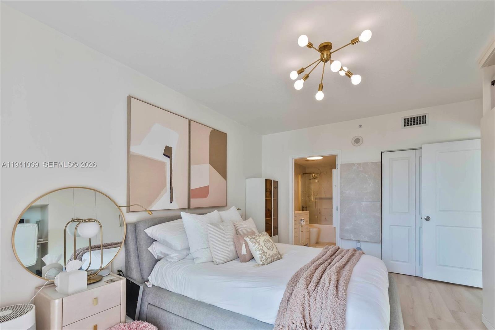 1250 S Miami Ave #2212, Miami FL 33130