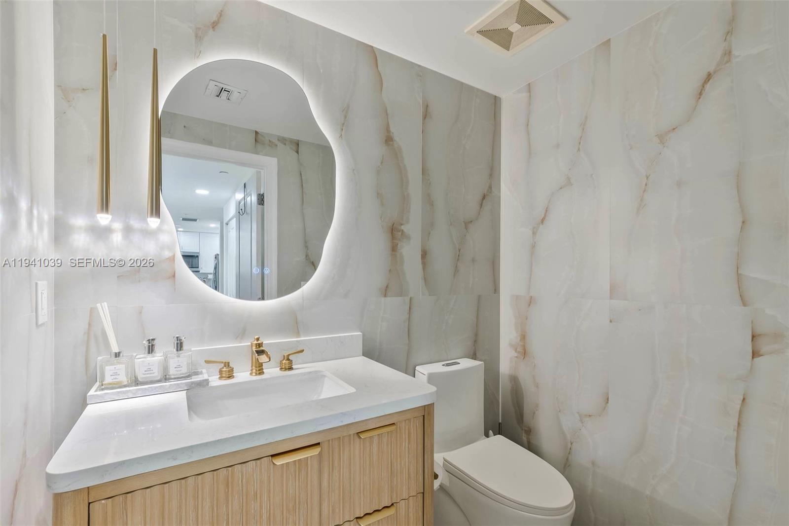 1250 S Miami Ave #2212, Miami FL 33130