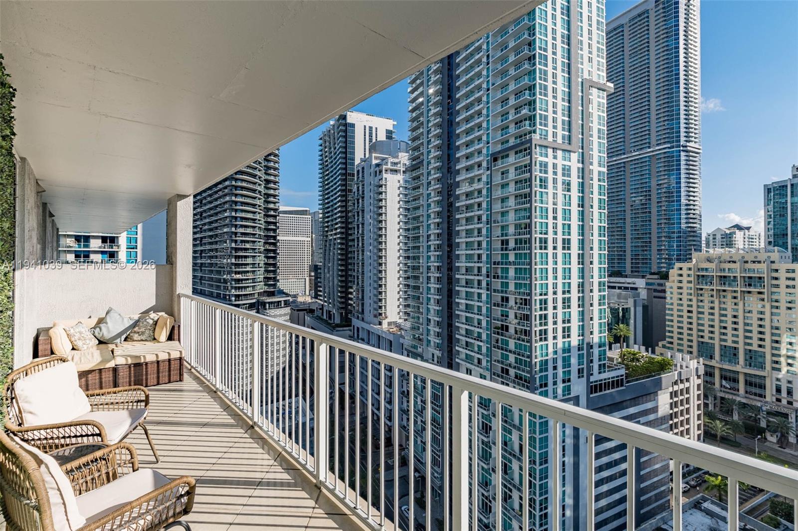 1250 S Miami Ave #2212, Miami FL 33130