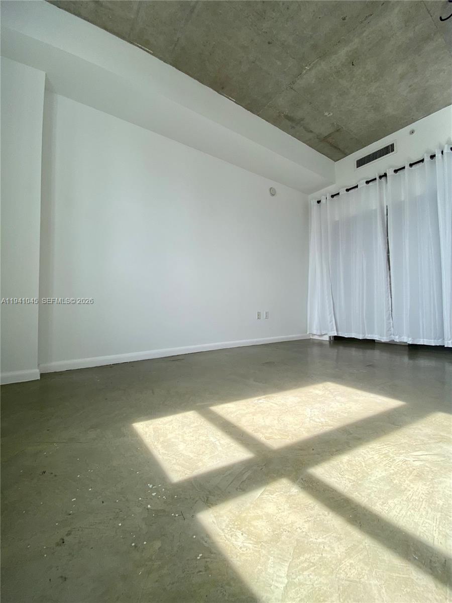 234 NE 3rd St #LPH05, Miami FL 33132