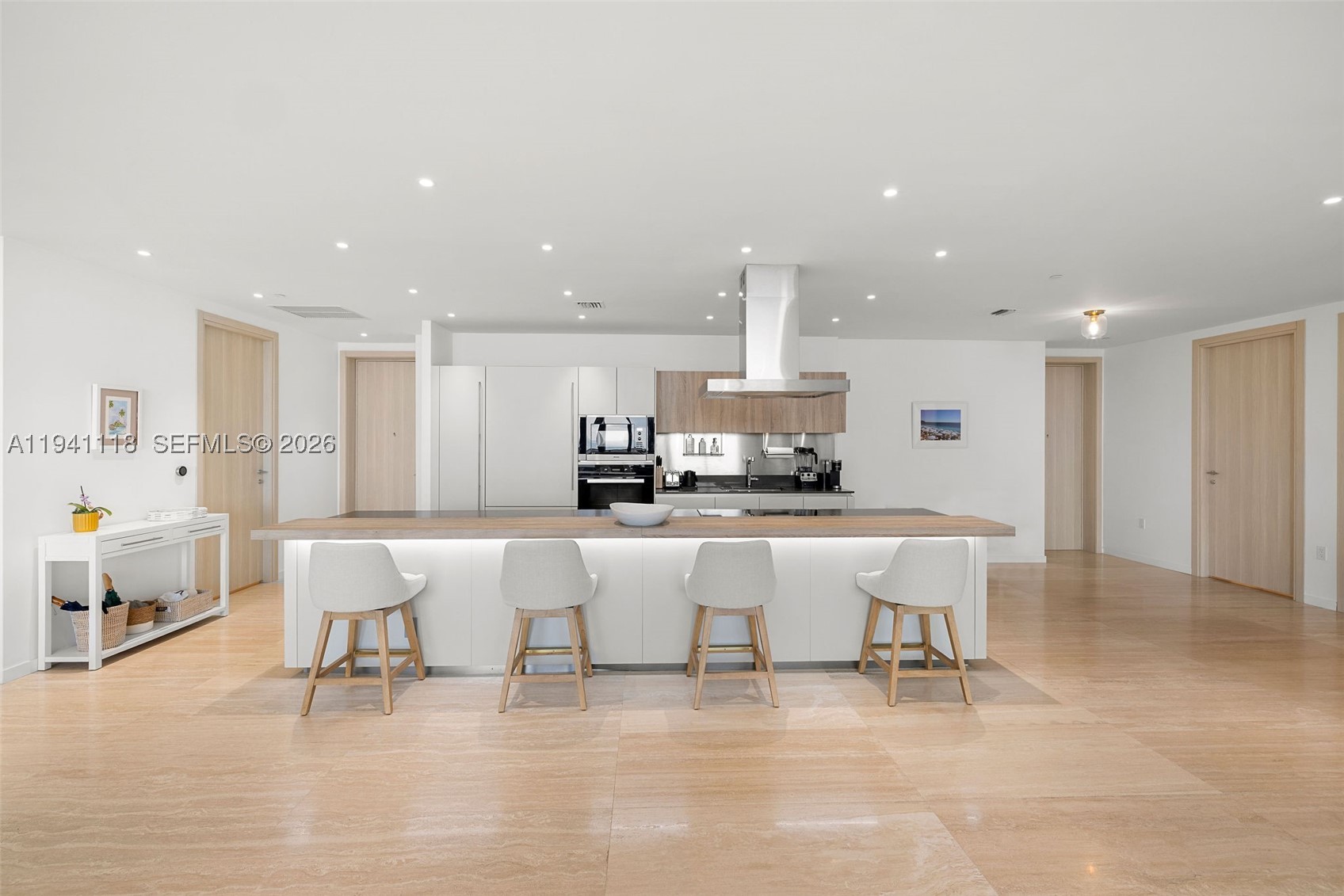 1000 Brickell Plz #PH5403, Miami FL 33131