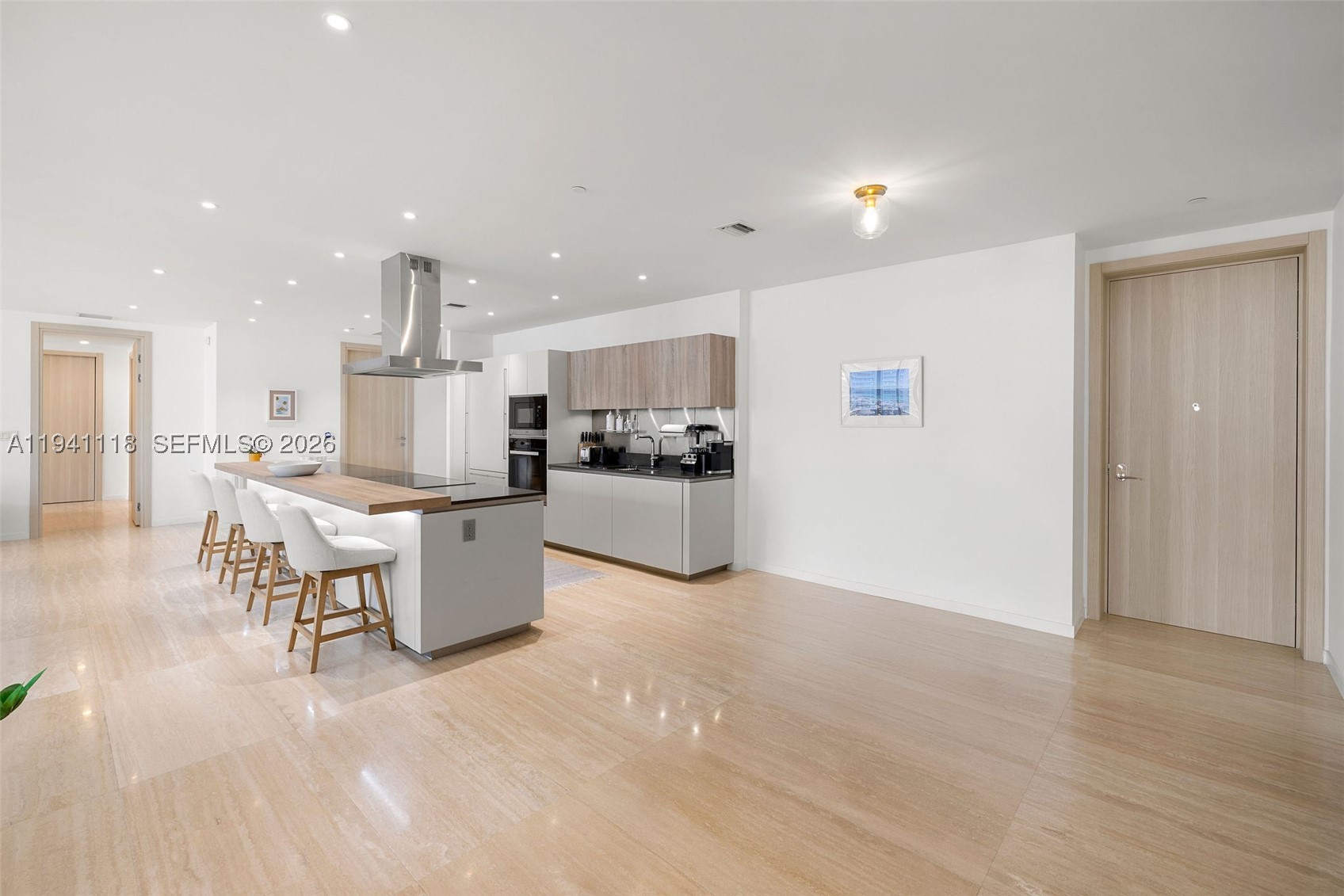 1000 Brickell Plz #PH5403, Miami FL 33131