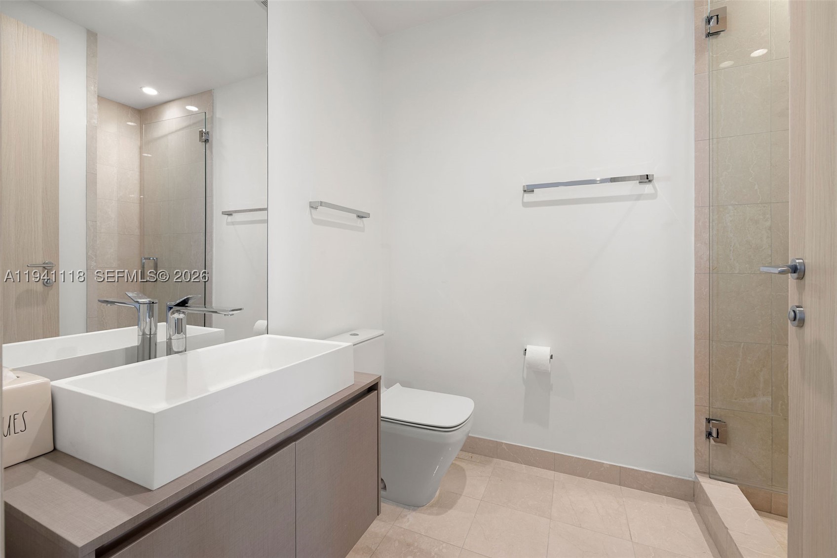 1000 Brickell Plz #PH5403, Miami FL 33131