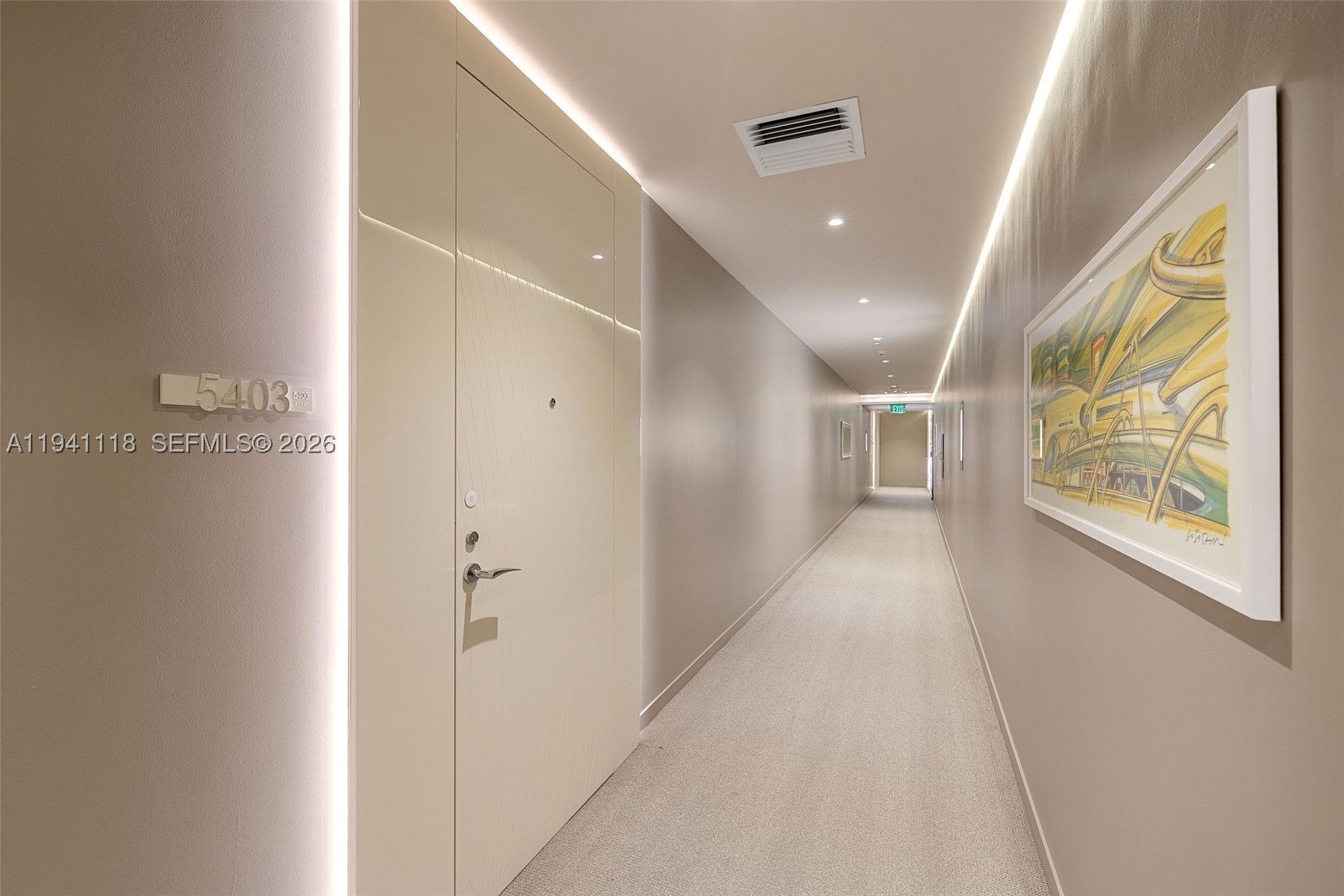 1000 Brickell Plz #PH5403, Miami FL 33131