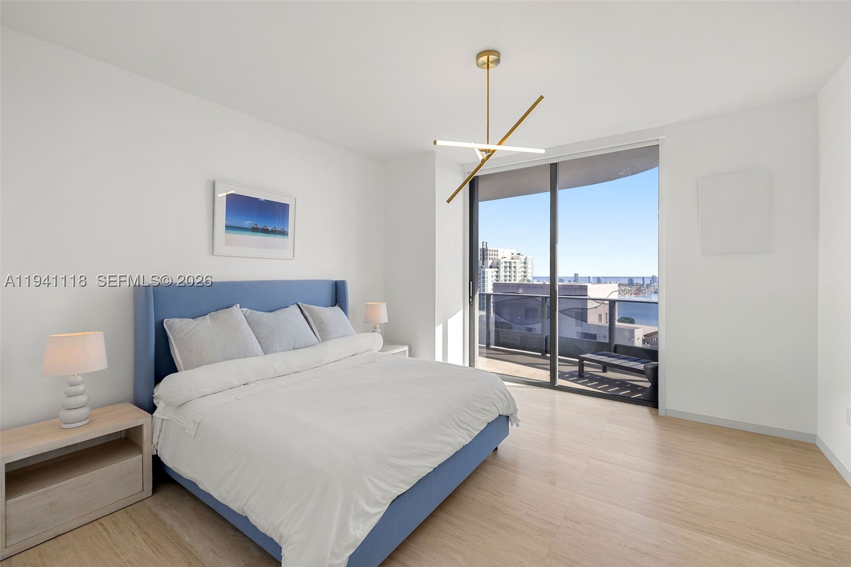 1000 Brickell Plz #PH5403, Miami FL 33131