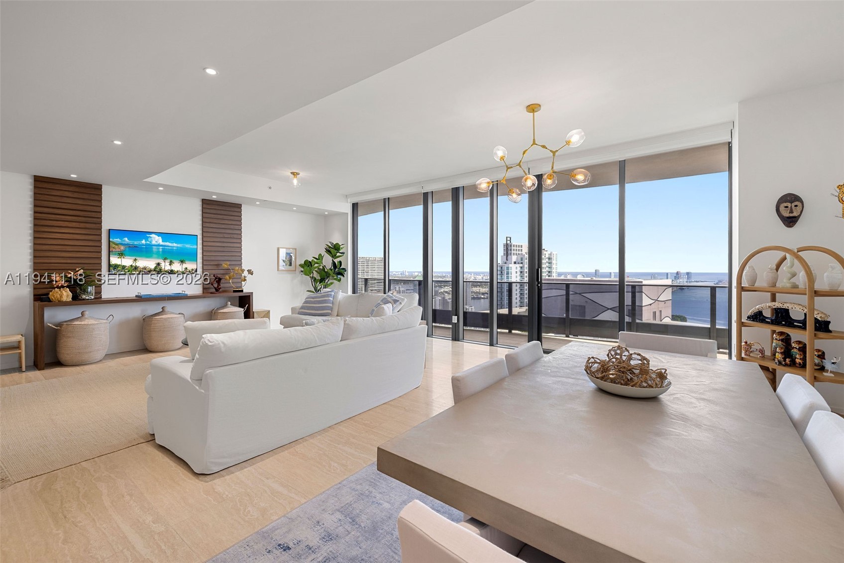 1000 Brickell Plz #PH5403, Miami FL 33131