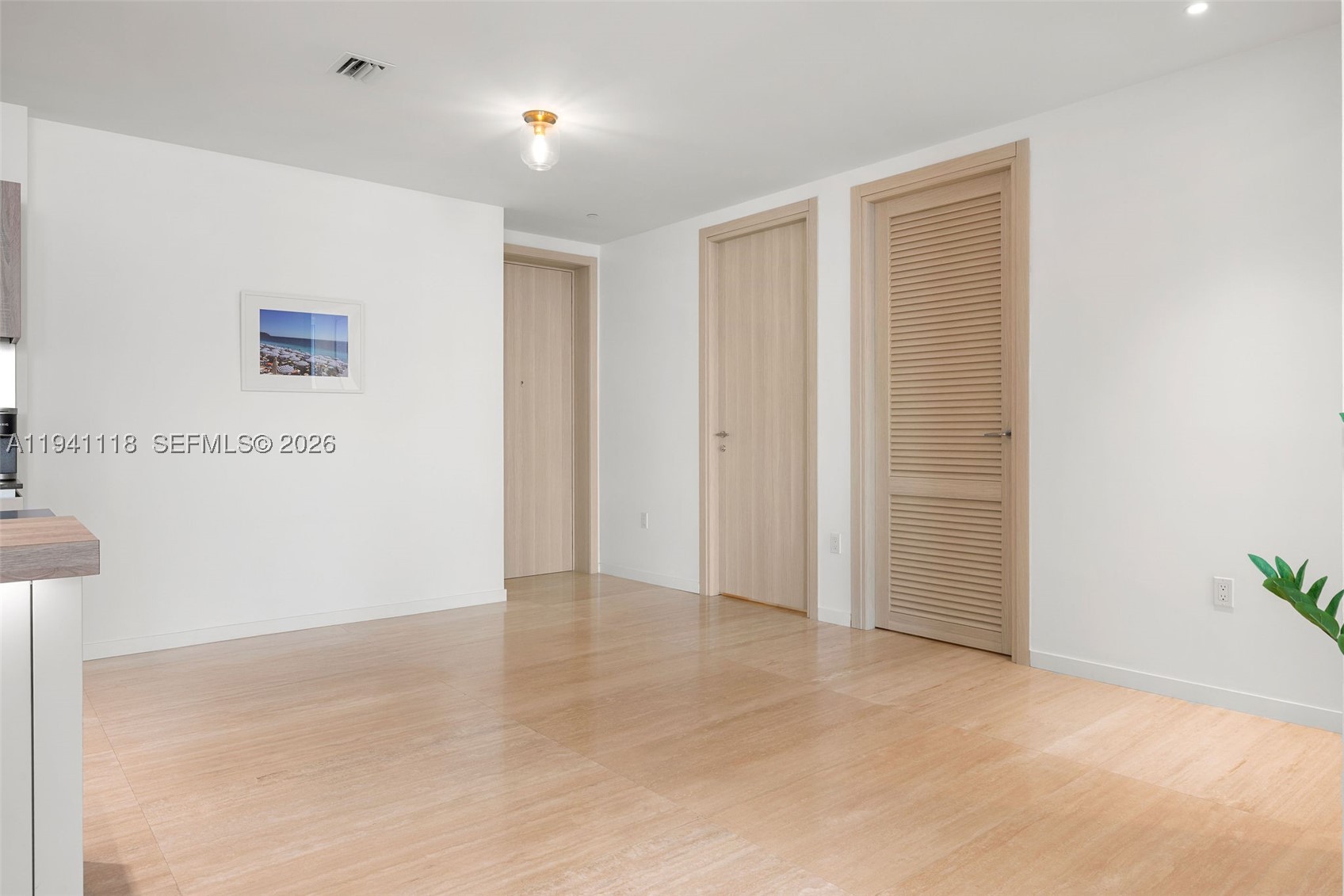 1000 Brickell Plz #PH5403, Miami FL 33131