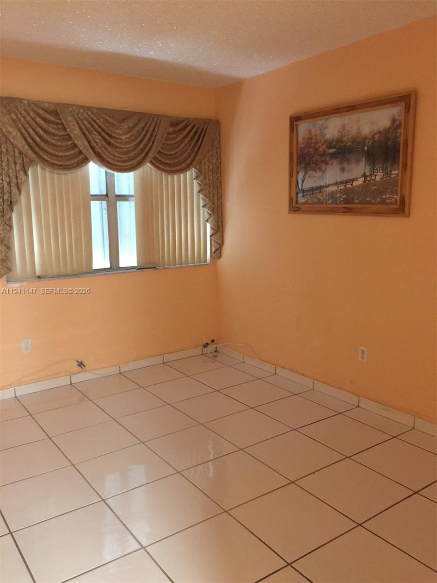 5505 NW 7th St #W406, Miami FL 33126